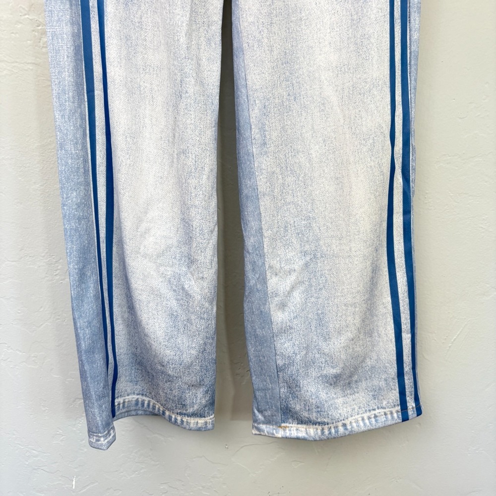Mila Rosabella Printed Denim Pants Women Size Medium Blue Light Wash New - Picture 4 of 10